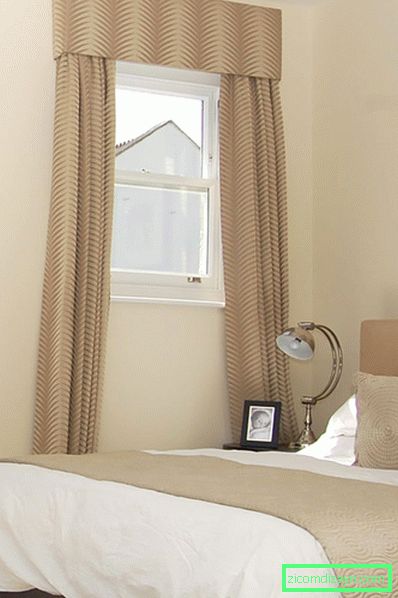 декорација-завеси-за-мали-прозорец-во-бања-со-современа-мека боја-спална соба-завеси-дизајн-мали прозорци-завеси-за-во-неколку-соби во-класа куќа- декор
